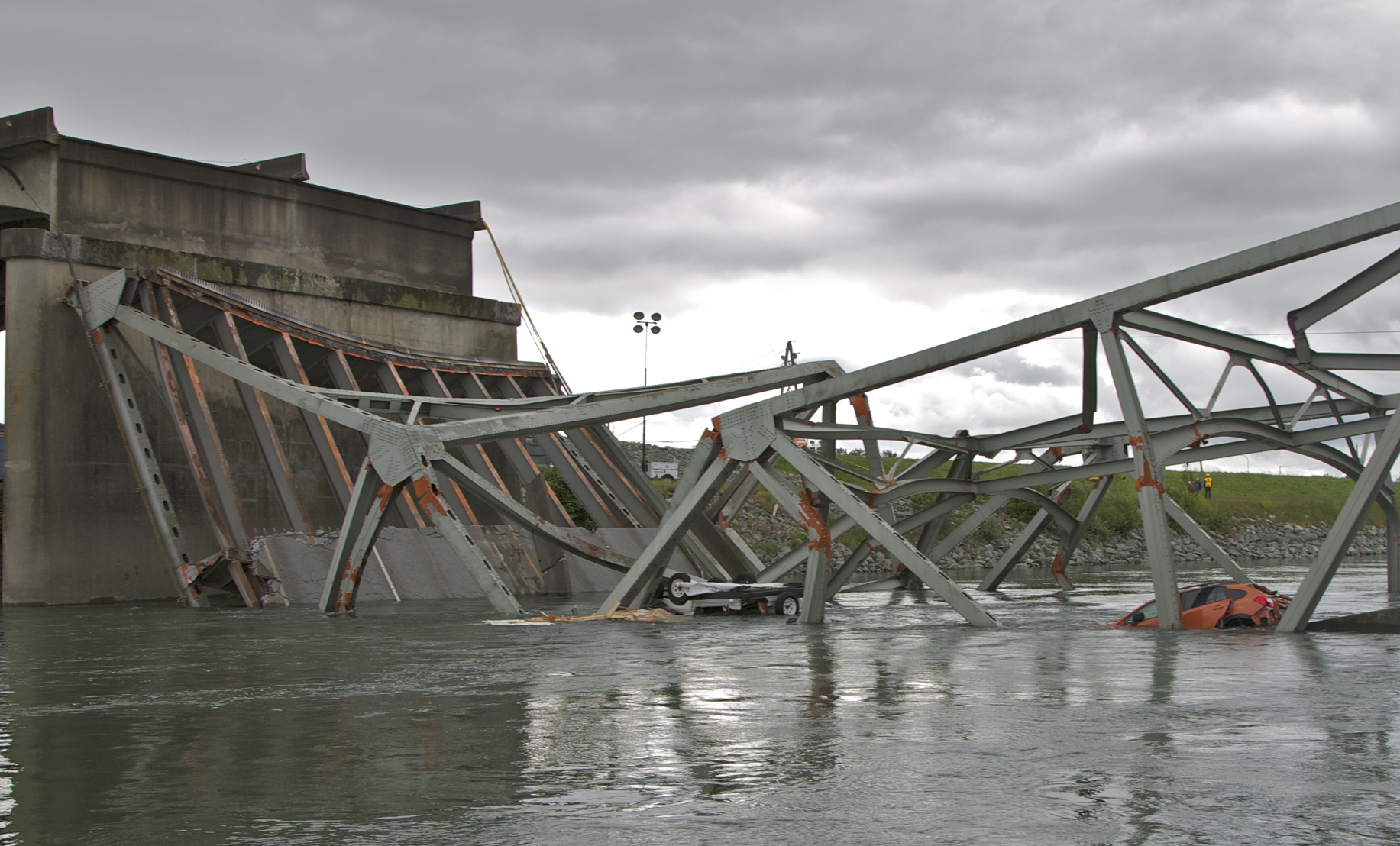 NTSB Finds Washington Bridge Collapse Was Due To Systematic Errors   Washington I 5 Bridge Collapse 