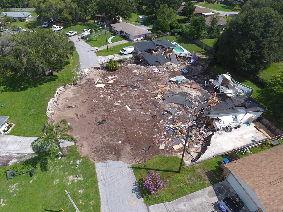 Florida Sinkhole Gets Bigger, 2 More Homes Condemned