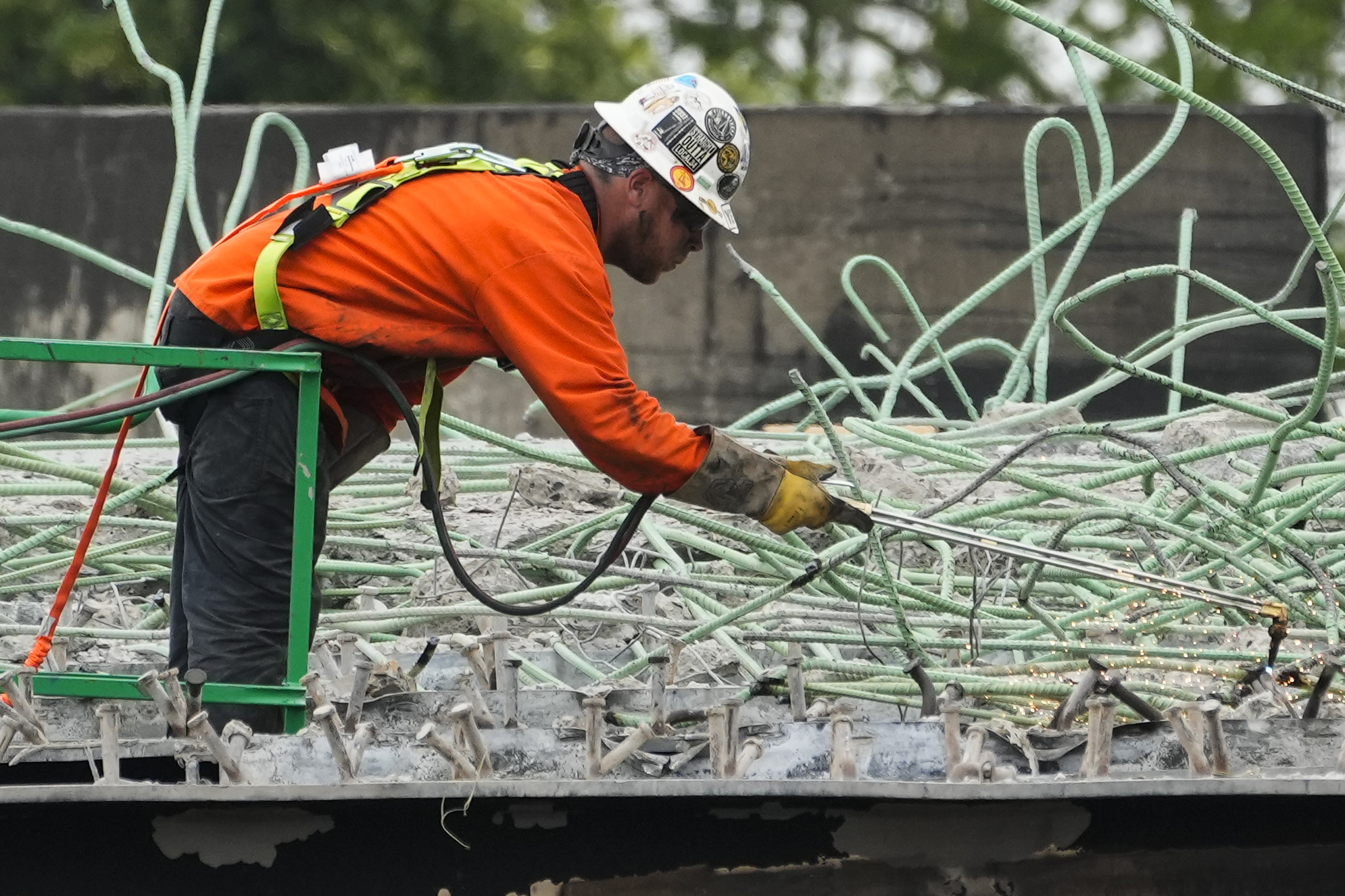 Collapsed Stretch of Interstate 95 to Reopen Within Two Weeks, Governor