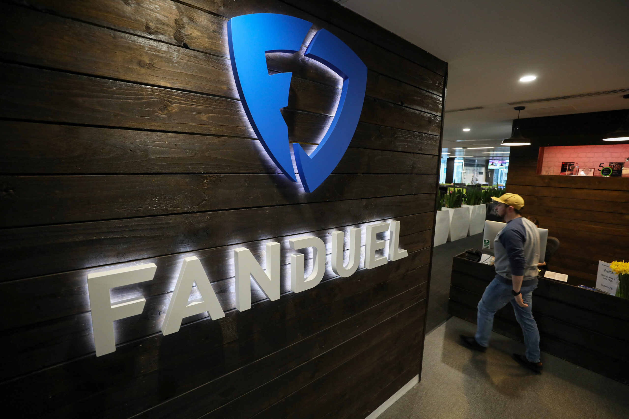 FanDuel Sued by Convicted NFL Executive Over Gambling Habit